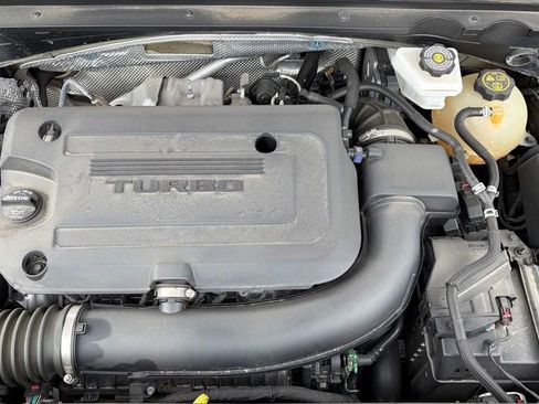 Used 2024 Buick Envision Avenir AWD/4WD image 8