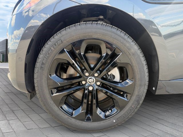 New 2026 Jaguar F-PACE R-Dynamic S AWD/4WD image 9