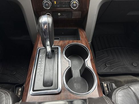 Used 2012 Ford F150 Lariat w/ Lariat Chrome Pkg image 22