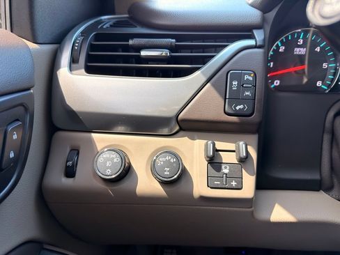 Used 2019 Chevrolet Tahoe Premier w/ Max Trailering Package AWD/4WD image 27