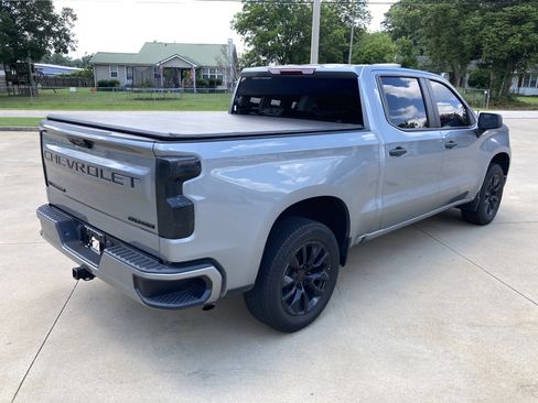 Used 2024 Chevrolet Silverado 1500 Custom RWD image 2