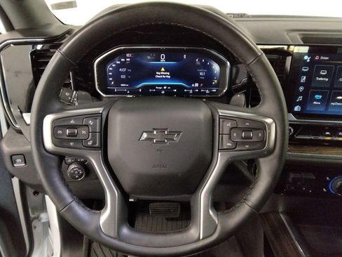 Used 2024 Chevrolet Silverado 1500 RST w/ Convenience Package II image 9