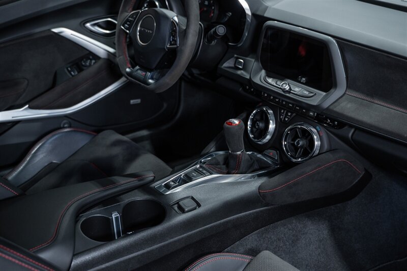 Used 2018 Chevrolet Camaro ZL1 RWD image 54
