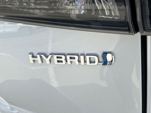 Used 2023 Toyota Highlander Platinum FWD image 30