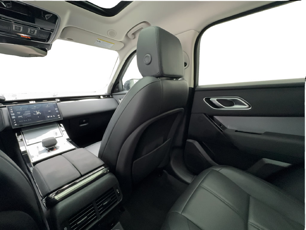 Used 2024 Land Rover Range Rover Velar S AWD/4WD image 44