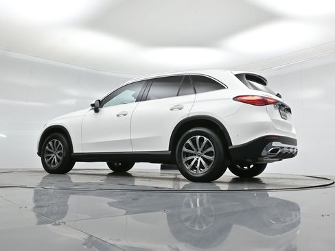 Used 2024 Mercedes-Benz GLC 300 image 50