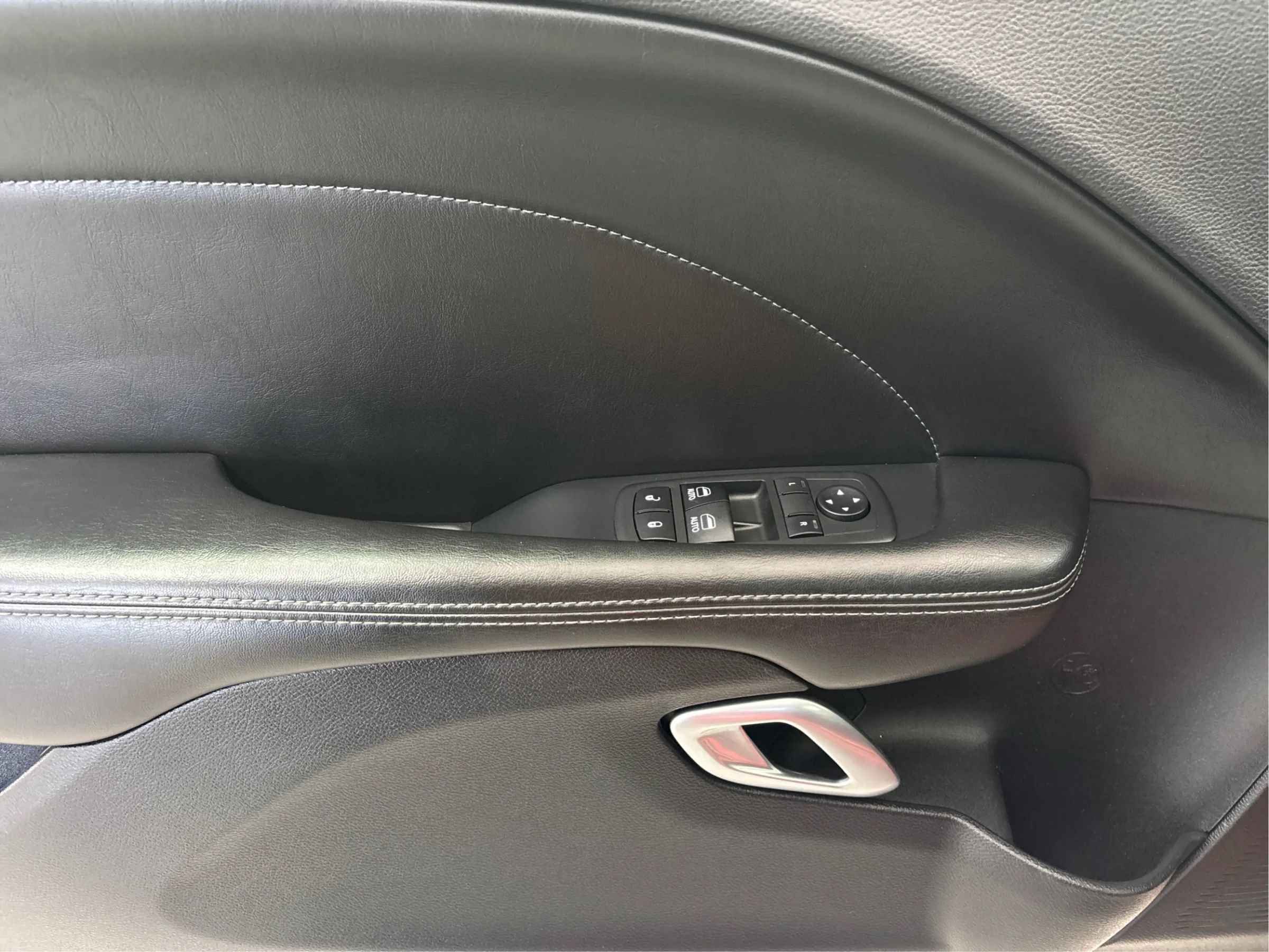 Used 2017 Dodge Challenger R/T Scat Pack RWD image 24