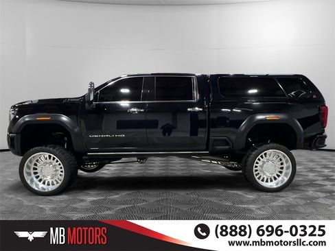 Used 2024 GMC Sierra 3500 Denali Ultimate image 10