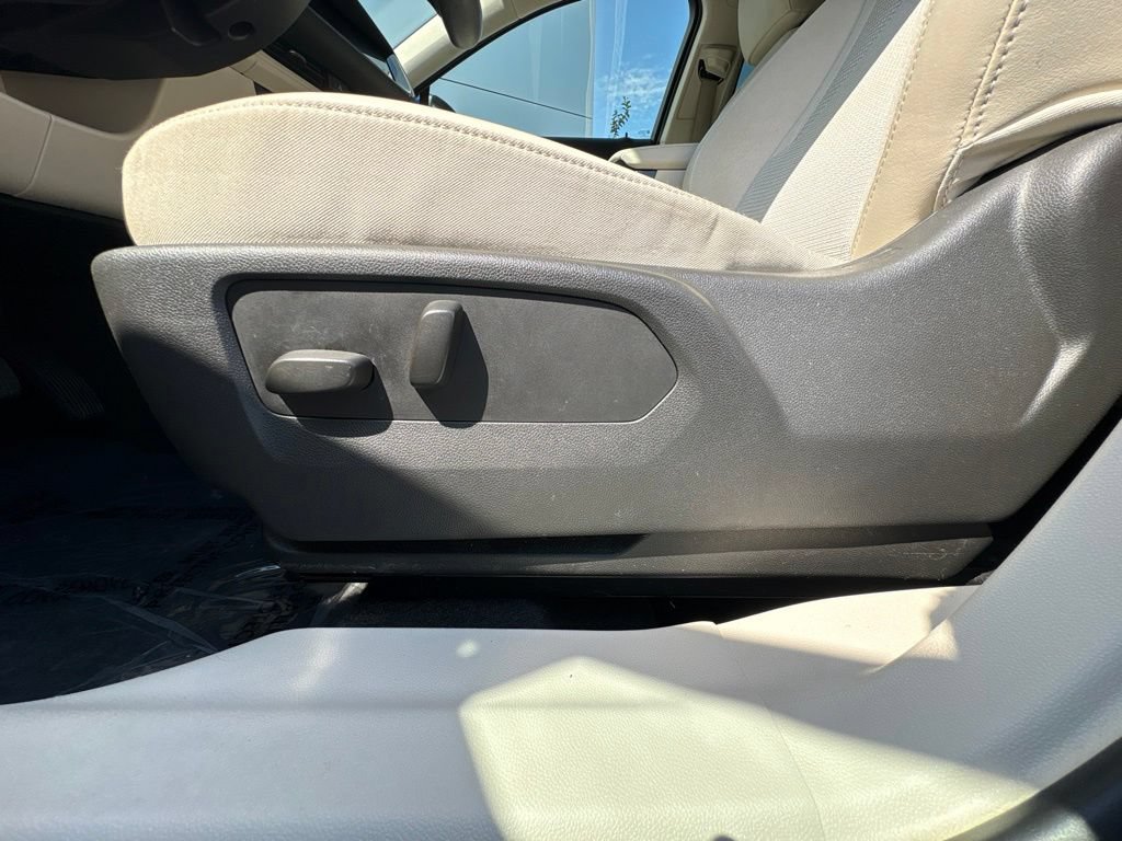 Used 2023 Buick Envision Preferred FWD image 15