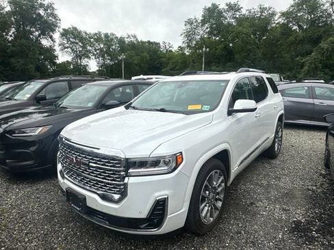 Used 2023 GMC Acadia Denali w/ Denali Technology Package AWD/4WD image 1