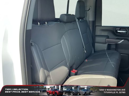 Used 2022 GMC Sierra 2500 SLT w/ SLT Premium Package AWD/4WD image 22