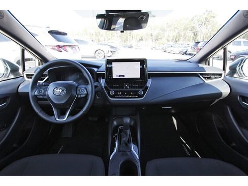 Used 2026 Toyota Corolla SE FWD image 12