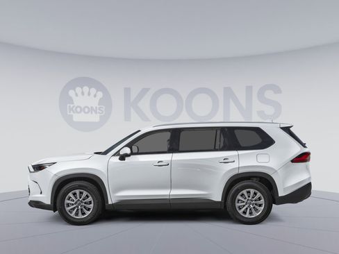 New 2026 Toyota Grand Highlander AWD image 4