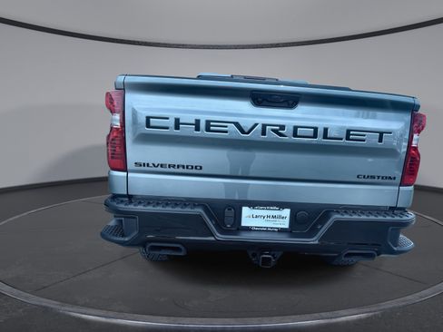New 2026 Chevrolet Silverado 1500 Custom Trail Boss w/ LPO, Dark Essentials Package AWD/4WD image 6