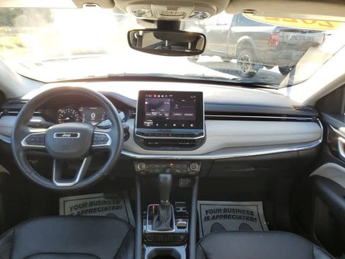 Certified 2022 Jeep Compass Limited image 16