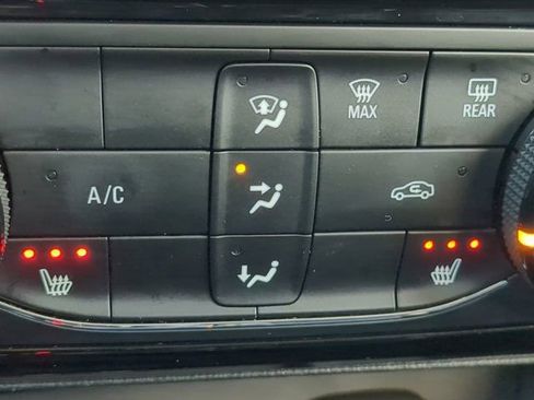 Used 2024 Buick Encore GX Sport Touring w/ Comfort Package image 21