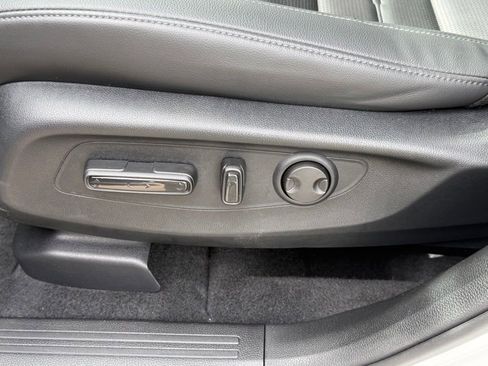 Used 2024 Honda CR-V EX-L image 26