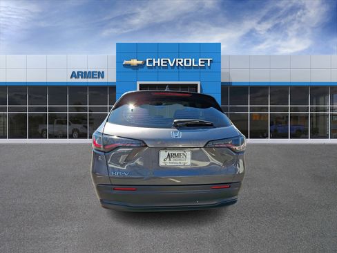 Used 2023 Honda HR-V LX image 6