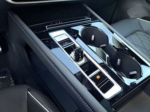 New 2026 Volkswagen Atlas SEL Premium R-Line image 9