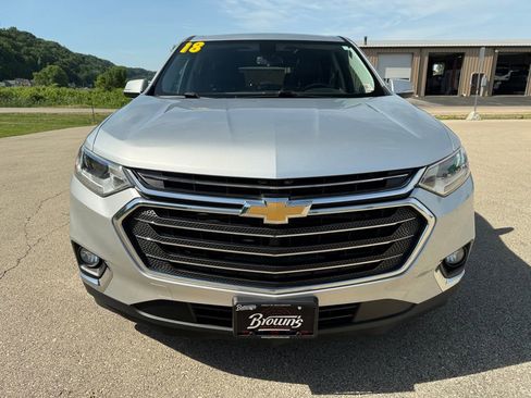 Used 2018 Chevrolet Traverse LT AWD/4WD image 2