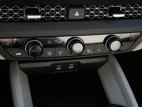 Certified 2025 Honda Accord SE image 23