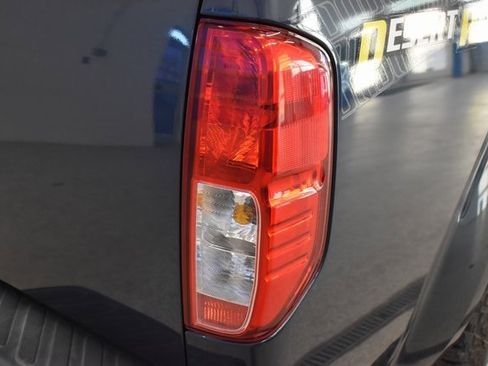 Used 2016 Nissan Frontier Desert Runner image 12