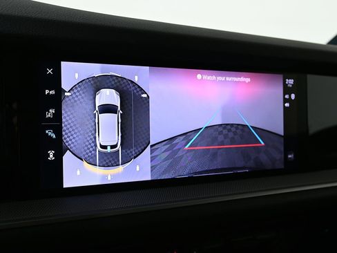 Used 2025 Porsche Cayenne image 26