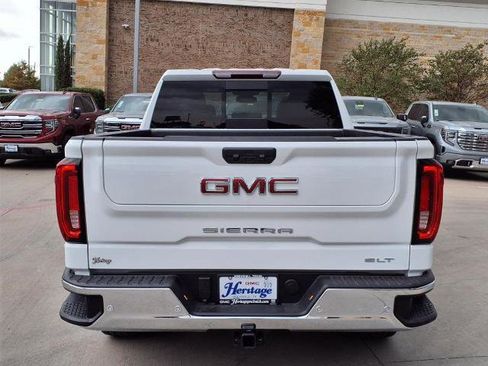 New 2026 GMC Sierra 1500 SLT image 23