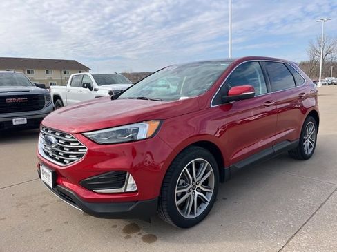 Used 2024 Ford Edge Titanium w/ Equipment Group 301A image 7