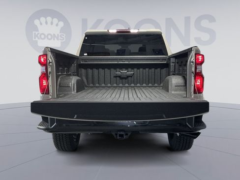 New 2026 Chevrolet Silverado 1500 Custom Trail Boss w/ Turbomax Blackout Package AWD/4WD image 24