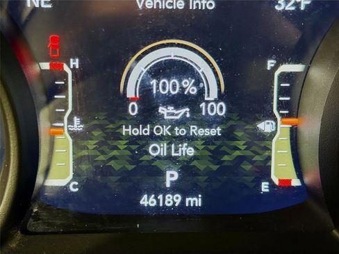 Used 2025 Jeep Gladiator Willys image 13