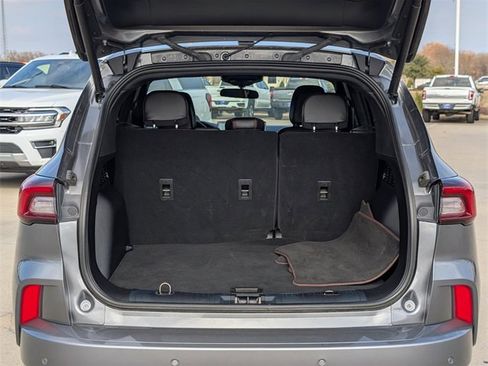 Used 2023 Ford Escape ST-Line w/ Tech Pack #1 image 10