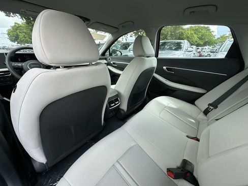Used 2025 Hyundai Sonata SEL FWD image 23