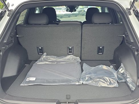 New 2026 Chevrolet Equinox EV LT image 9