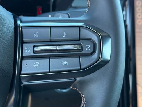 New 2026 GMC Acadia AT4 w/ Luxury Package image 27