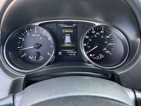 Used 2015 Nissan Rogue S AWD/4WD image 34