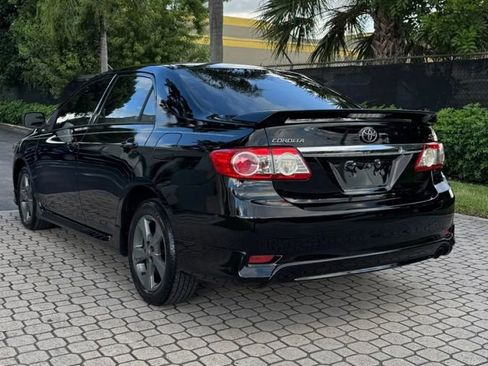 Used 2012 Toyota Corolla S image 5