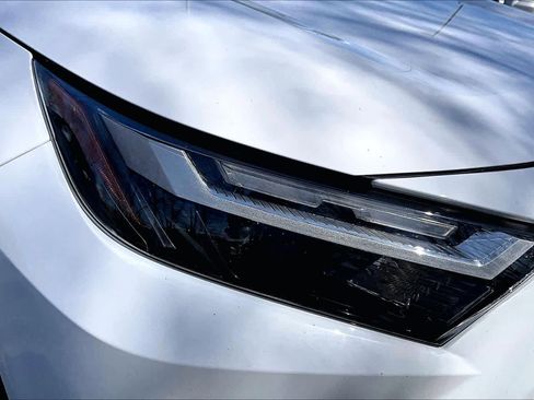 Used 2023 Toyota RAV4 LE AWD/4WD image 25