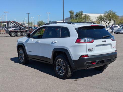 Used 2021 Jeep Cherokee Trailhawk w/ Trailer Tow Group image 3