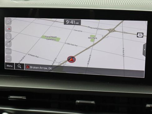 Used 2025 Kia Telluride S FWD image 26