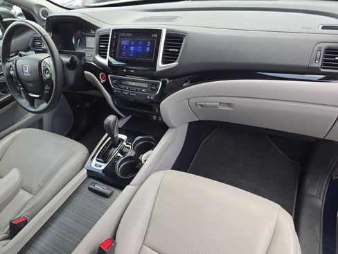 Used 2019 Honda Ridgeline RTL-E image 11