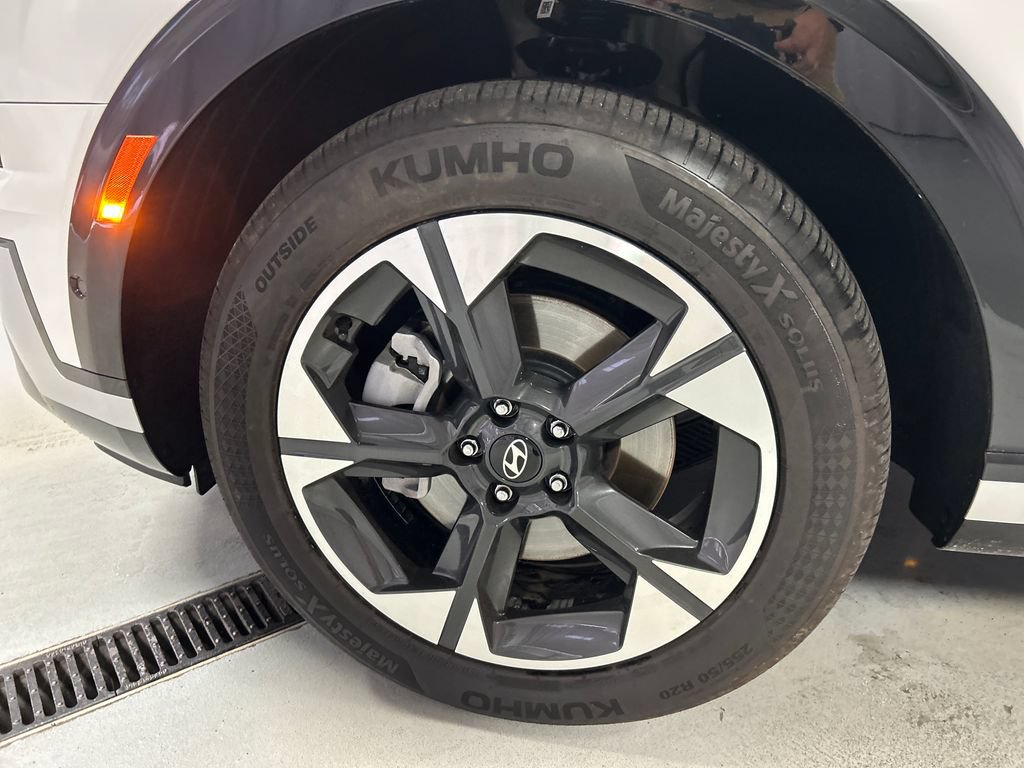 Used 2026 Hyundai Palisade Limited AWD/4WD image 9