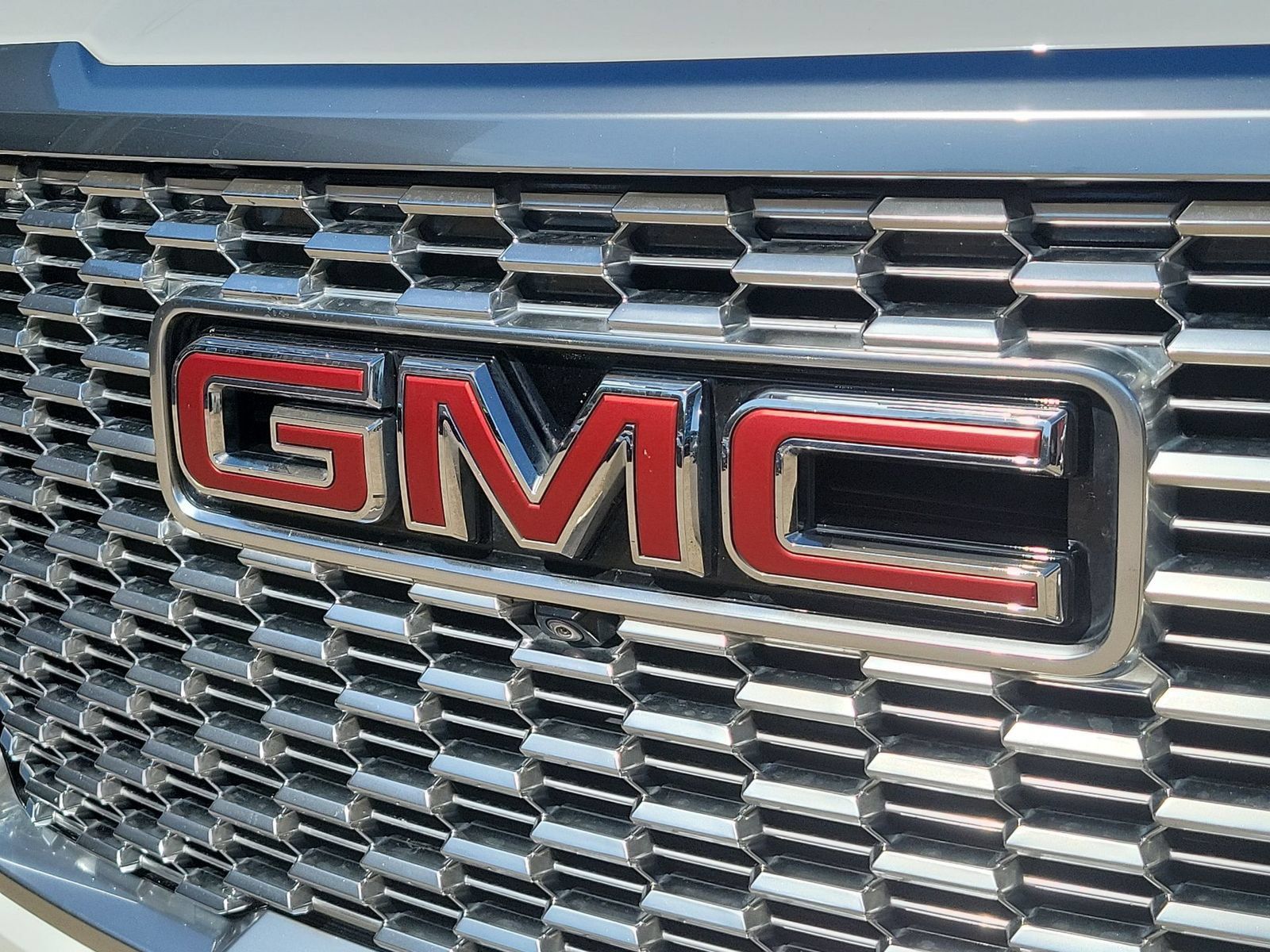 Used 2021 GMC Yukon Denali w/ Denali Premium Package RWD image 32