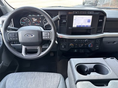 Used 2024 Ford F250 XLT image 22