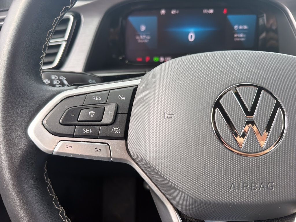 Certified 2024 Volkswagen Atlas Cross Sport SE AWD/4WD image 13