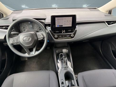 Used 2025 Toyota Corolla LE FWD image 25