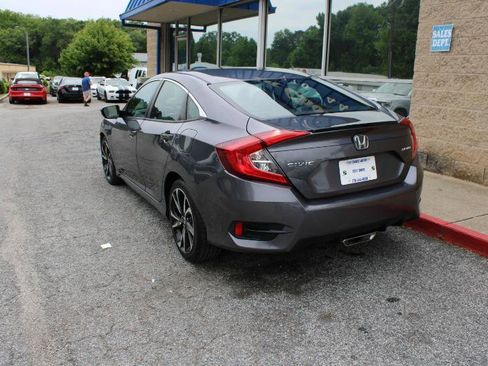 Used 2020 Honda Civic Sport image 4