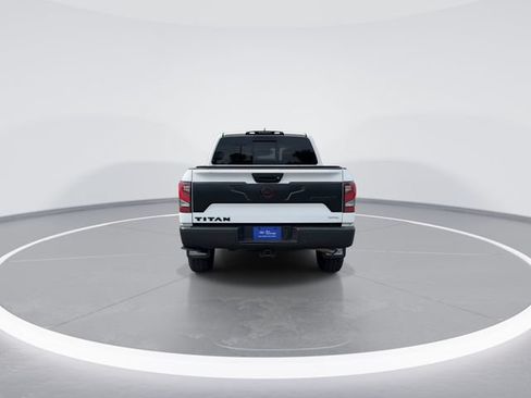 Used 2023 Nissan Titan PRO-4X w/ Pro-4x Convenience Package AWD/4WD image 6