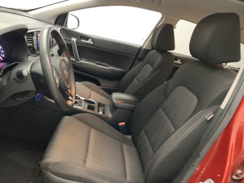 Used 2019 Kia Sportage LX FWD image 17