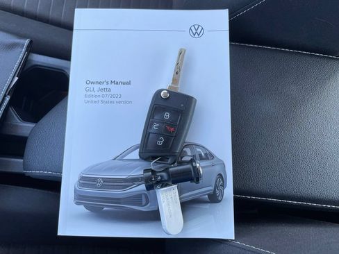Used 2024 Volkswagen Jetta S FWD image 32